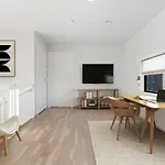 New House,svolvaer Center,3 Bedrooms Apartment *